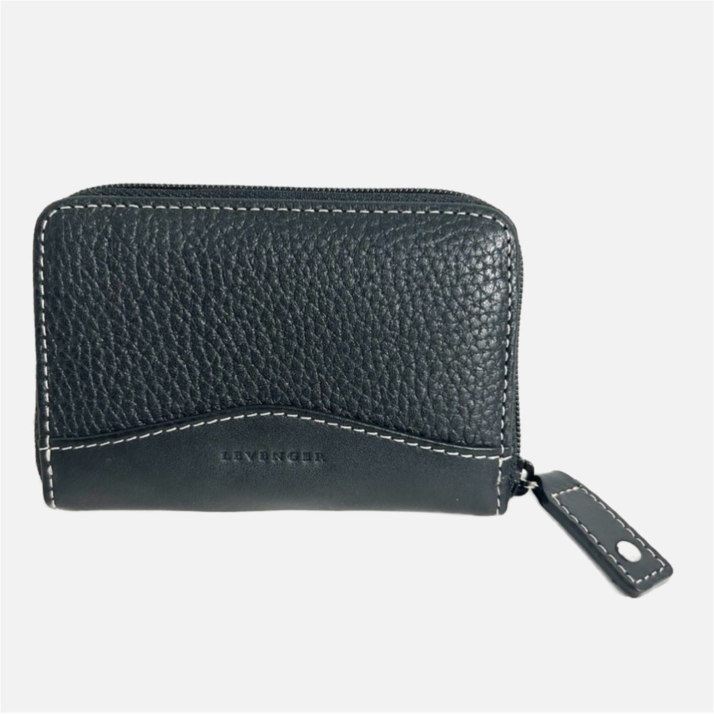 Levenger Zip Closure Compact Black Full-Grain Pebbled Leather Card Wallet Lined